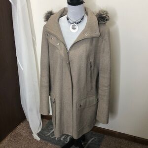 Anna faux fur trimmed tan wool pea coat size XL​